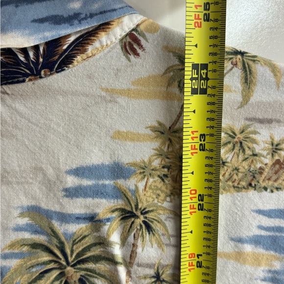 Hilo Hattie Men’s L Hawaiian Shirt Rayon Scenic Outrigger Canoe Hibiscus - Picture 5 of 6